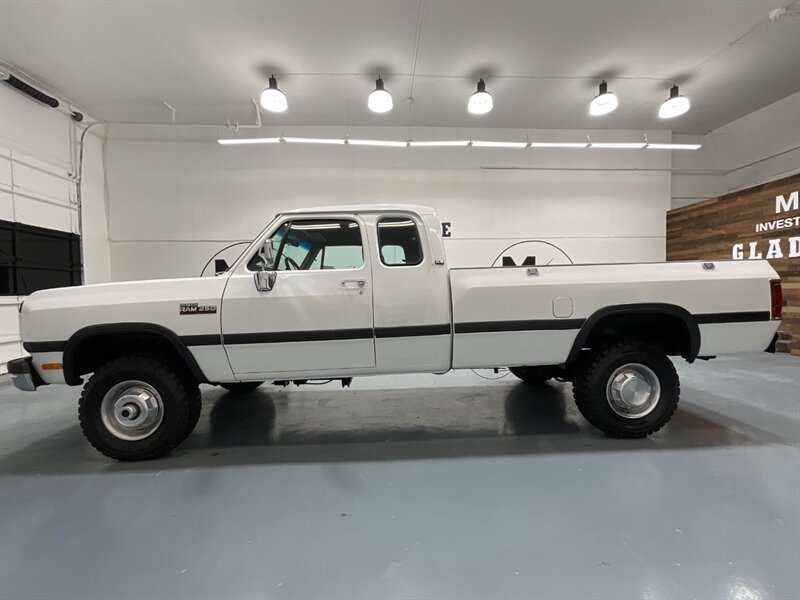 1993 Dodge RAM 250 LE Power Ram 250 Extended Cab 4X4 /5.9L DIESEL  / LOCAL TRUCK w. ZERO RUST / BRAND NEW TIRES / ONLY 167K MILES - Photo 3 - Gladstone, OR 97027