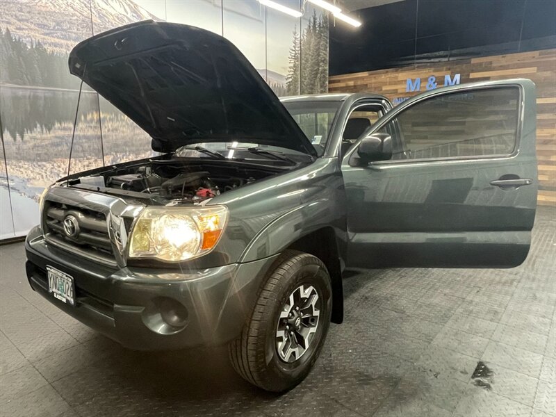 2010 Toyota Tacoma Regular Cab 4X4 / 4C   - Photo 21 - Gladstone, OR 97027