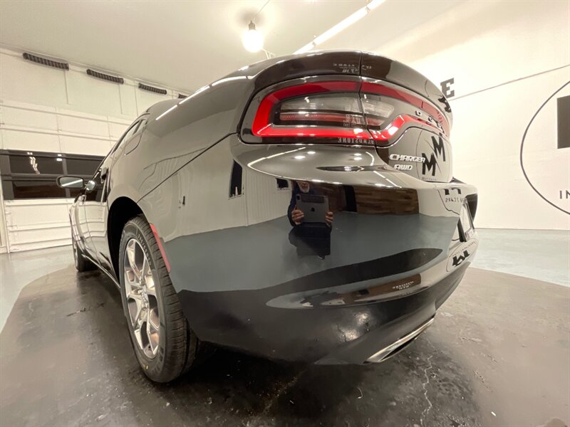 2016 Dodge Charger SE Sedan AWD / 1-OWNER LOCAL /NEW TIRES/ 52K MILES  / CLEAN - Photo 28 - Gladstone, OR 97027