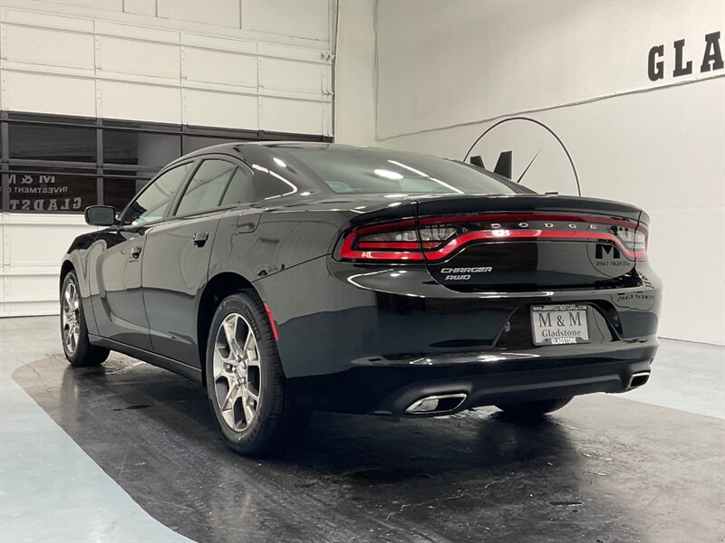 2016 Dodge Charger SE Sedan AWD / 1-OWNER LOCAL /NEW TIRES/ 52K MILES  / CLEAN - Photo 7 - Gladstone, OR 97027