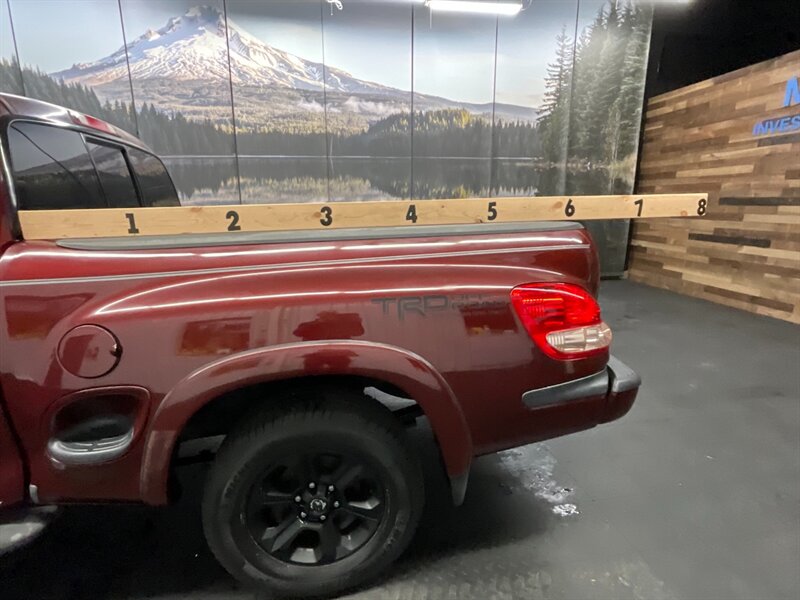 2003 Toyota Tundra Limited 4dr Access Cab 4X4 / 4.7L V8 / STEP SIDE  FRESH TIMING BELT SERVICE /Leather Seats / TRD OFF ROAD / Navigation & Backup Camera / ONLY 124,000 MILES - Photo 24 - Gladstone, OR 97027