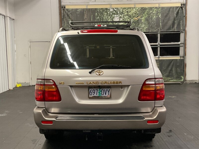 2000 Toyota Land Cruiser Sport Utility 4X4 / 4.7L V8 / 3RD ROW SEAT / LOCAL  AWD / FRESH TIMING BELT / NEW TIRES / ROOF RACK - Photo 6 - Gladstone, OR 97027