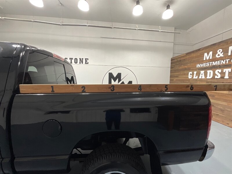 2006 Dodge Ram 2500 Laramie 4X4 5.7L V8 /1-OWNER / 65K MILES / Leather Heated Seats / ZERO RUST - Photo 9 - Gladstone, OR 97027