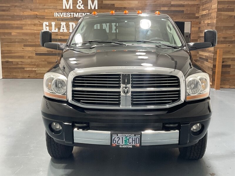 2006 Dodge Ram 2500 Laramie 4X4 5.7L V8 /1-OWNER / 65K MILES / Leather Heated Seats / ZERO RUST - Photo 5 - Gladstone, OR 97027