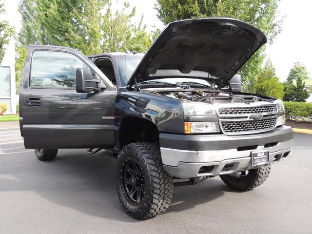 2005 Chevrolet Silverado 2500 LS / 4X4 / 6.6L DURAMAX DIESEL / LIFTED LIFTED   - Photo 30 - Portland, OR 97217