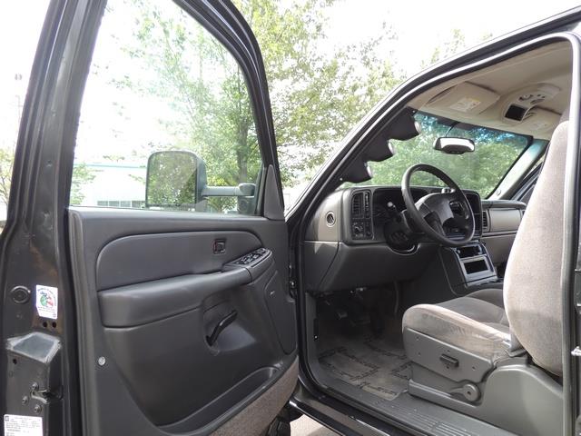 2005 Chevrolet Silverado 2500 LS / 4X4 / 6.6L DURAMAX DIESEL / LIFTED LIFTED   - Photo 13 - Portland, OR 97217