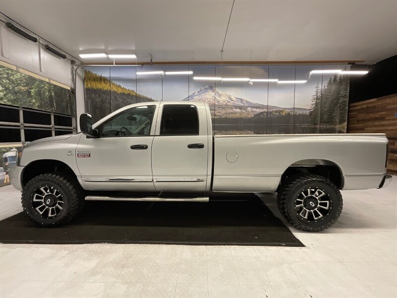 2009 Dodge Ram 2500 Laramie 4X4 / 6.7L CUMMINS DIESEL / LIFTED LIFTED  / BRAND NEW 35 " MUD TIRES & 20 " WHEELS / RUST FREE / Leather & Heated Seats / LONG BED - Photo 3 - Gladstone, OR 97027