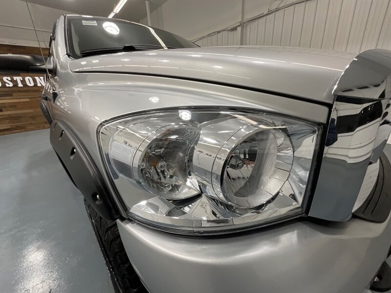 2006 Dodge Ram 2500 Laramie 4X4 / 5.9L CUMMINS DIESEL / Leather Heated / SHORT BED / Spray in Bed liner / LOCAL w. ZERO RUST - Photo 27 - Gladstone, OR 97027