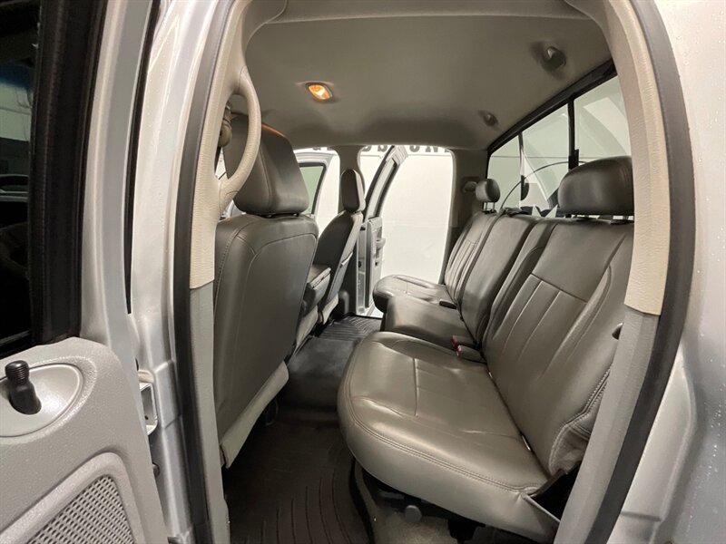 2006 Dodge Ram 2500 Laramie 4X4 / 5.9L CUMMINS DIESEL / Leather Heated / SHORT BED / Spray in Bed liner / LOCAL w. ZERO RUST - Photo 12 - Gladstone, OR 97027