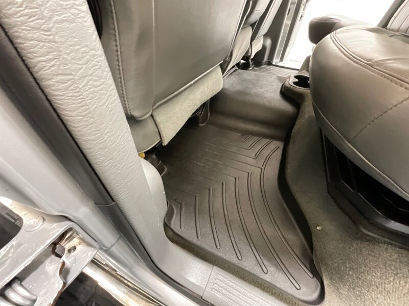 2006 Dodge Ram 2500 Laramie 4X4 / 5.9L CUMMINS DIESEL / Leather Heated / SHORT BED / Spray in Bed liner / LOCAL w. ZERO RUST - Photo 38 - Gladstone, OR 97027