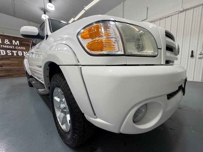 2004 Toyota Tundra Limited 4X4 4.7L V8 / ZERO RUST / 71K MILES / Towing Pkg / Power Sliding rear window - Photo 51 - Gladstone, OR 97027