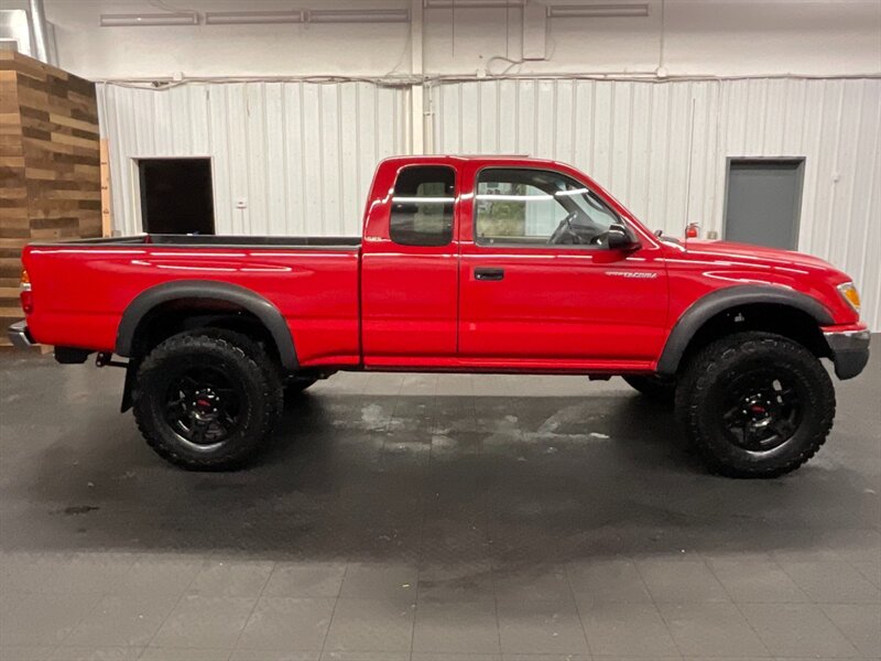 2001 Toyota Tacoma SR5 Xtra Cab 4X4 / 5-SPEED/ LIFTED / 78,000 MILES  1-OWNER / RUST FREE / NEW LIFT w/ NEW BF GOODRICH TIRES & TRD WHEELS / SHARP & CLEAN !! - Photo 4 - Gladstone, OR 97027