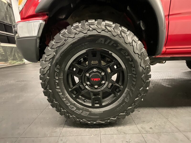 2001 Toyota Tacoma SR5 Xtra Cab 4X4 / 5-SPEED/ LIFTED / 78,000 MILES  1-OWNER / RUST FREE / NEW LIFT w/ NEW BF GOODRICH TIRES & TRD WHEELS / SHARP & CLEAN !! - Photo 23 - Gladstone, OR 97027