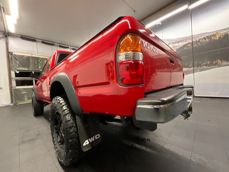 2001 Toyota Tacoma SR5 Xtra Cab 4X4 / 5-SPEED/ LIFTED / 78,000 MILES  1-OWNER / RUST FREE / NEW LIFT w/ NEW BF GOODRICH TIRES & TRD WHEELS / SHARP & CLEAN !! - Photo 12 - Gladstone, OR 97027