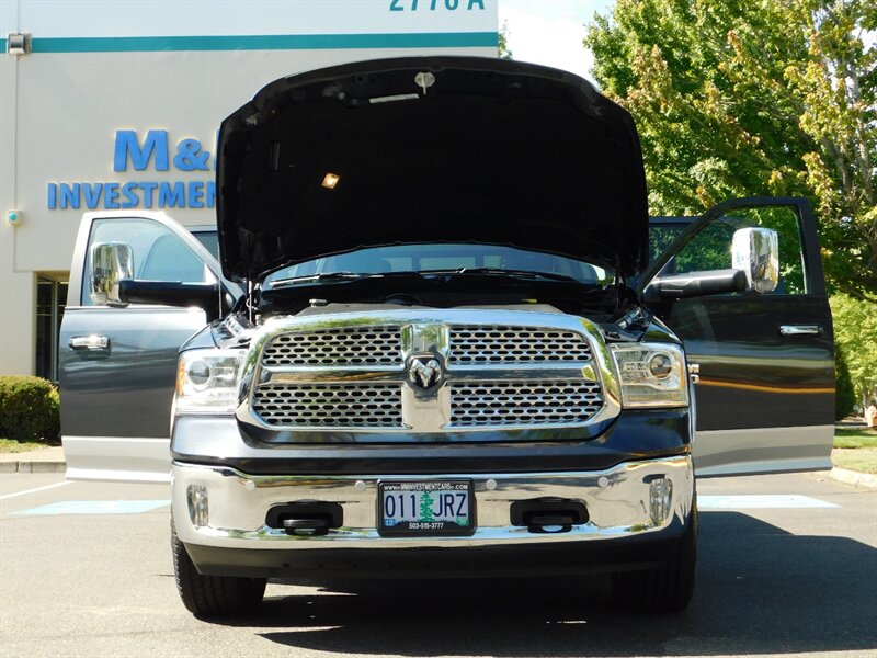 2017 RAM 1500 Laramie Crew Cab 4X4 /V8 HEMI/1-OWNER/14,000 MILES   - Photo 31 - Portland, OR 97217