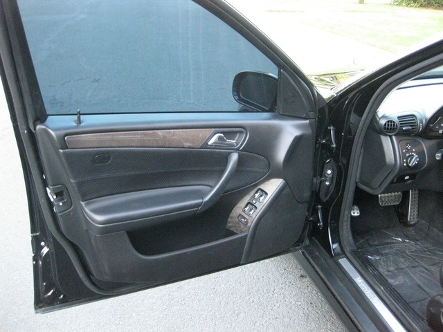 2007 Mercedes-Benz C230 Sport Pkg   - Photo 17 - Portland, OR 97217