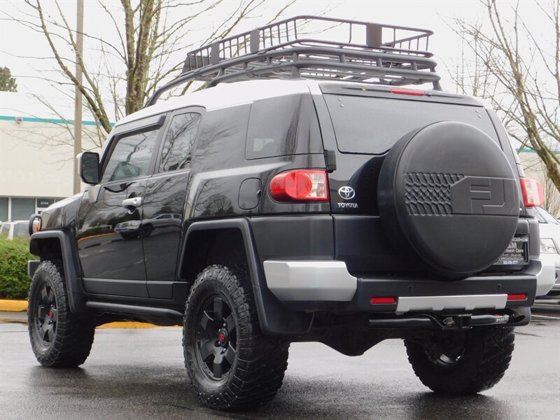 2007 Toyota FJ Cruiser 4X4 / V6 4.0L / REAR DIFF E-LOCKER /  BRUSH GUARD / LOW MILES / LIFTED !! - Photo 7 - Portland, OR 97217