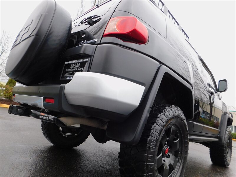 2007 Toyota FJ Cruiser 4X4 / V6 4.0L / REAR DIFF E-LOCKER /  BRUSH GUARD / LOW MILES / LIFTED !! - Photo 10 - Portland, OR 97217