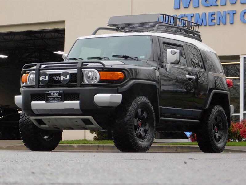 2007 Toyota FJ Cruiser 4X4 / V6 4.0L / REAR DIFF E-LOCKER /  BRUSH GUARD / LOW MILES / LIFTED !! - Photo 39 - Portland, OR 97217