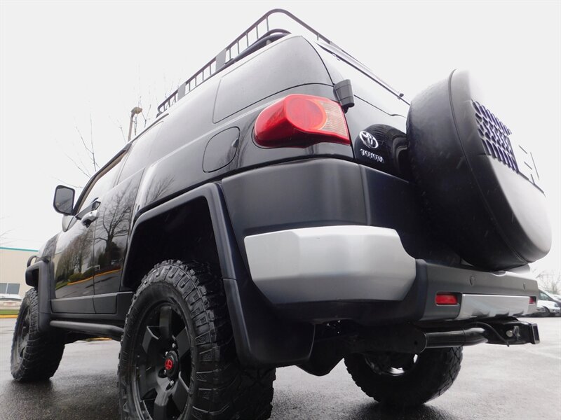 2007 Toyota FJ Cruiser 4X4 / V6 4.0L / REAR DIFF E-LOCKER /  BRUSH GUARD / LOW MILES / LIFTED !! - Photo 26 - Portland, OR 97217