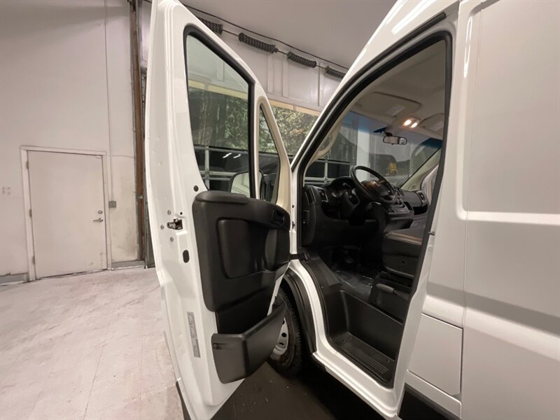 2021 RAM ProMaster Cargo Van 2500 159 WB / HIGH ROOF / BACKUP CAMERA  / 1-OWNER LOCAL VAN / HIGHROOF & 159 " WB / CARGO VAN - Photo 29 - Gladstone, OR 97027