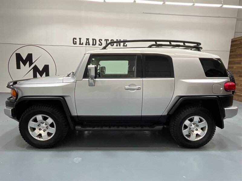 2008 Toyota FJ Cruiser Sport Utility 4X4 / LOCAL SUV w. ZERO RUST / Rear Diff Locks / Excel Cond - Photo 3 - Gladstone, OR 97027