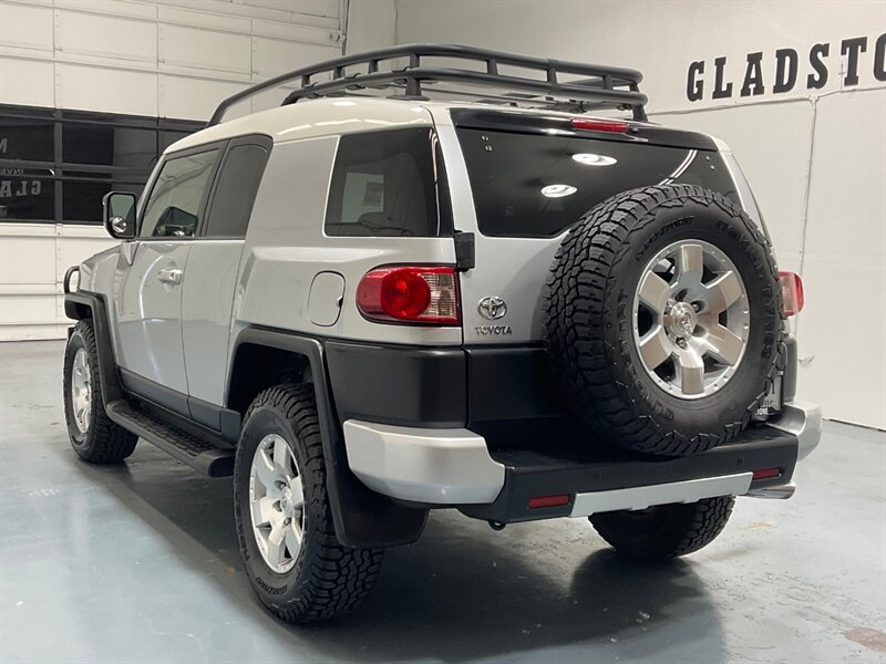 2008 Toyota FJ Cruiser Sport Utility 4X4 / LOCAL SUV w. ZERO RUST / Rear Diff Locks / Excel Cond - Photo 8 - Gladstone, OR 97027