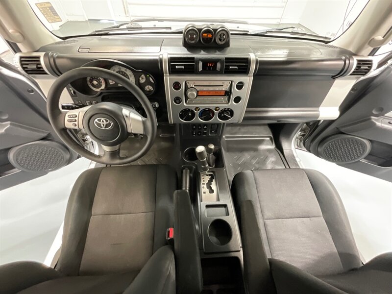 2008 Toyota FJ Cruiser Sport Utility 4X4 / LOCAL SUV w. ZERO RUST / Rear Diff Locks / Excel Cond - Photo 34 - Gladstone, OR 97027