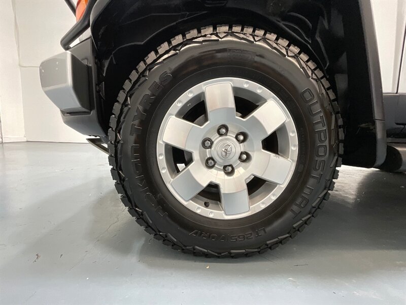2008 Toyota FJ Cruiser Sport Utility 4X4 / LOCAL SUV w. ZERO RUST / Rear Diff Locks / Excel Cond - Photo 23 - Gladstone, OR 97027