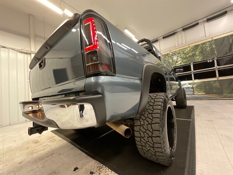 2007 Chevrolet Silverado 1500 LT Crew Cab 4X4 / 5.3L V8 / LIFTED LIFTED  / LOCAL OREGON TRUCK / RUST FREE / LIFTED w. 35 " TIRES & 20 " MOTO WHEELS - Photo 11 - Gladstone, OR 97027