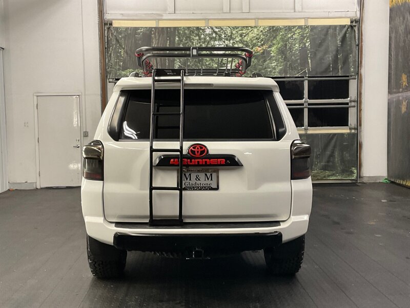 2014 Toyota 4Runner Trail 4X4 / TRD PRO CUSTOM UPGRADE / LIFTED  TRD PRO LEATHER SEATS / HEATED SEATS / LIFTED w/ NEW BF GOODRICH TIRES / LUGGAGE RACK / CUSTOM BUILT / SHARP SHARP!!! - Photo 6 - Gladstone, OR 97027