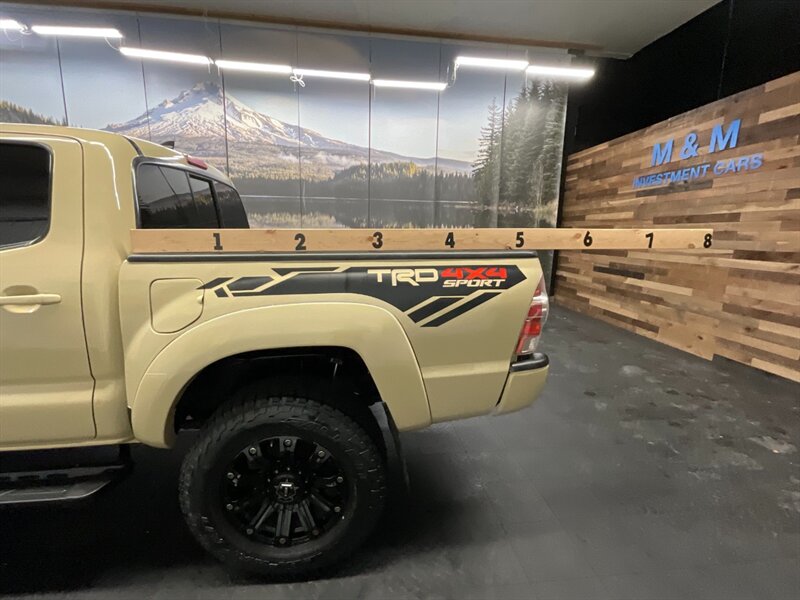 2014 Toyota Tacoma V6 TRD SPORT 4X4 / 4.0L V6 / LIFTED / SHARP  Navigation & Backup Camera / LIFTED w/33 " TIRES & 18 " WHEELS / 87,000 MILES - Photo 9 - Gladstone, OR 97027