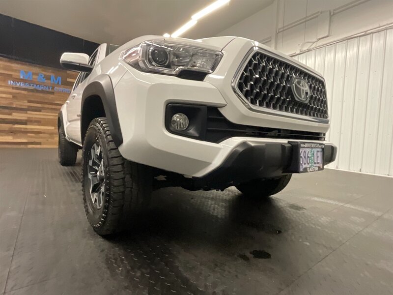 2018 Toyota Tacoma TRD Off-Road 4X4 / V   - Photo 12 - Gladstone, OR 97027