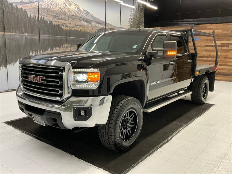 2017 GMC Sierra 2500 Crew Cab 4X4 / 6.0L V8 Gas / FLAT BED / 54K Miles  / Local Oregon Truck / Rear Airbags - Photo 65 - Gladstone, OR 97027