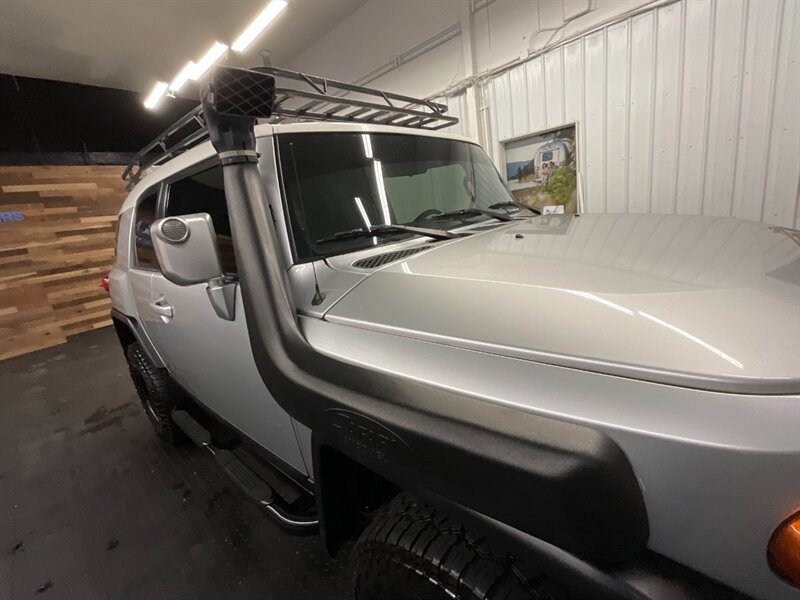 2007 Toyota FJ Cruiser 4dr SUV 4WD / 6-SPEED / LIFTED / CUSTOM BUILT  SNORKEL / WINCH /BRAND NEW CLUTCH/  CUSTOM BUMPER / ROOF RACK / LIFTED / RUST FREE - Photo 13 - Gladstone, OR 97027