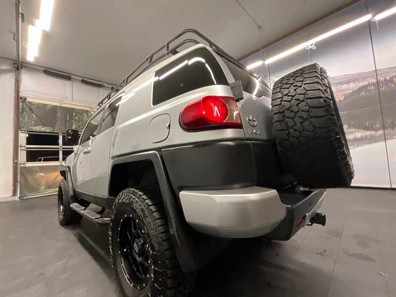 2007 Toyota FJ Cruiser 4dr SUV 4WD / 6-SPEED / LIFTED / CUSTOM BUILT  SNORKEL / WINCH /BRAND NEW CLUTCH/  CUSTOM BUMPER / ROOF RACK / LIFTED / RUST FREE - Photo 11 - Gladstone, OR 97027