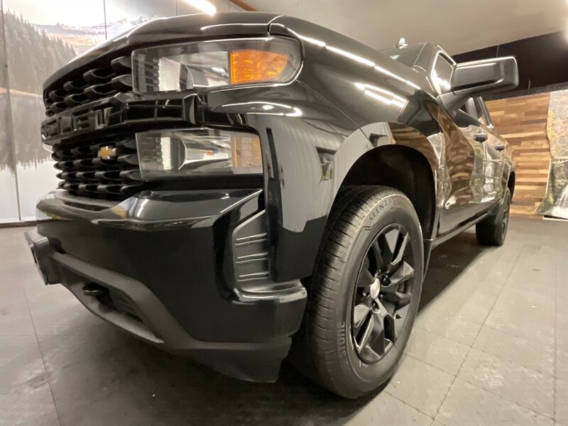 2021 Chevrolet Silverado 1500 Crew Cab 4X4 / 4Cyl Turbo / 1-OWNER / 22,000 MILES  LOCAL OREGON TRUCK / Backup Camera / SHARP & CLEAN - Photo 9 - Gladstone, OR 97027