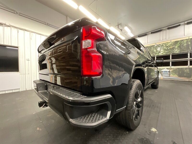 2021 Chevrolet Silverado 1500 Crew Cab 4X4 / 4Cyl Turbo / 1-OWNER / 22,000 MILES  LOCAL OREGON TRUCK / Backup Camera / SHARP & CLEAN - Photo 12 - Gladstone, OR 97027