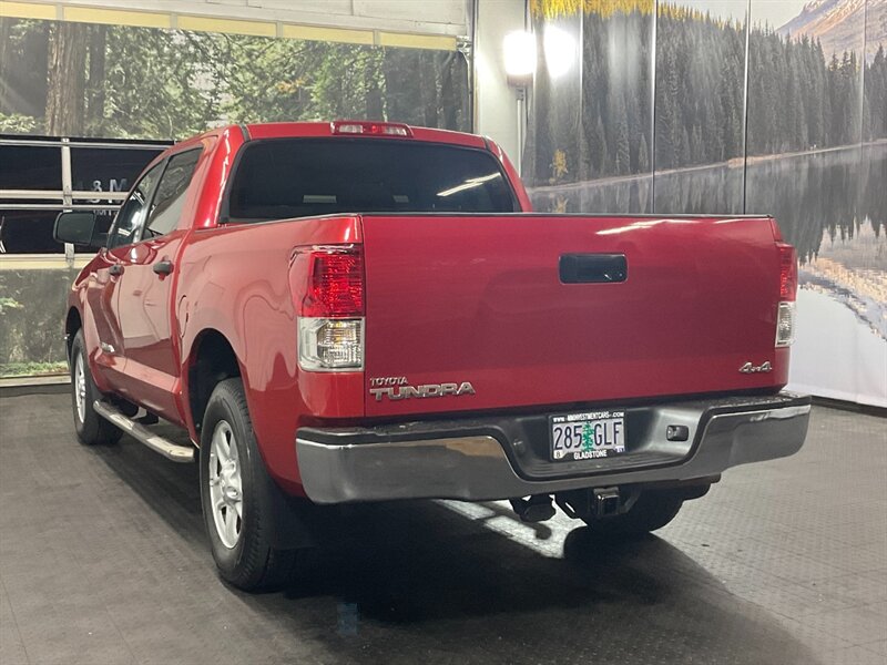 2012 Toyota Tundra Crew Max 4X4 / 4.6L V8 / LOCAL TOYOTA / CLEAN   - Photo 7 - Gladstone, OR 97027