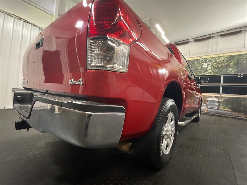 2012 Toyota Tundra Crew Max 4X4 / 4.6L V8 / LOCAL TOYOTA / CLEAN   - Photo 12 - Gladstone, OR 97027