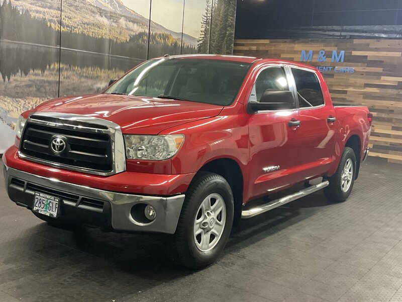 2012 Toyota Tundra Crew Max 4X4 / 4.6L V8 / LOCAL TOYOTA / CLEAN   - Photo 1 - Gladstone, OR 97027