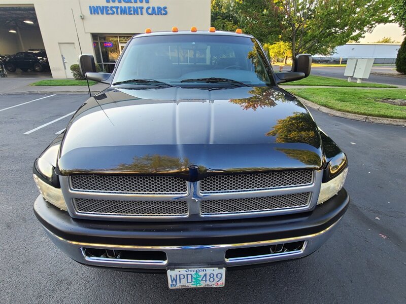 1998 Dodge Ram 3500 12-valve Dually 4X4 Long Bed 5.9L DIESEL / 126k mi  / 1-Ton / Custom Black Pearl / Very Low Miles / Top Shape / Very Rare - Photo 6 - Portland, OR 97217