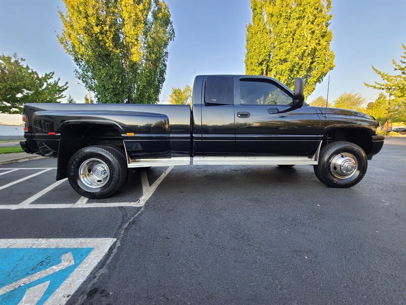 1998 Dodge Ram 3500 12-valve Dually 4X4 Long Bed 5.9L DIESEL / 126k mi  / 1-Ton / Custom Black Pearl / Very Low Miles / Top Shape / Very Rare - Photo 4 - Portland, OR 97217