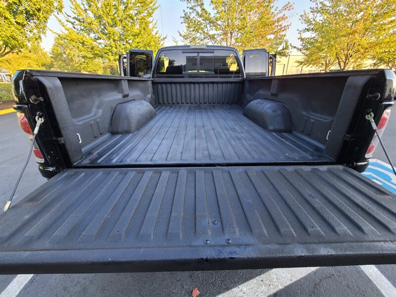 1998 Dodge Ram 3500 12-valve Dually 4X4 Long Bed 5.9L DIESEL / 126k mi  / 1-Ton / Custom Black Pearl / Very Low Miles / Top Shape / Very Rare - Photo 43 - Portland, OR 97217