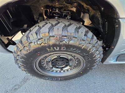 2004 Lexus LX 470 4WD / BRAND NEW OLD MAN EMU LIFT / TIMING BELT + WATER PUMP DONE / DIFF LOCK / BRAND NEW BLACK RHINO WHEELS / ALWAYS SERVICED AT LEXUS - Photo 56 - Portland, OR 97217