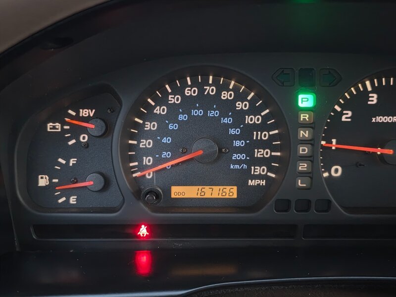 1999 Toyota Land Cruiser 4X4 / DUAL DIFFERENTIAL LOCKER / BRAND NEW TIMING BELT / IRONMAN LIFT / BRAND NEW WHEELS AND TIRES / FULLY LOADED / ZERO RUST / 167K MILES ONLY!!! - Photo 38 - Portland, OR 97217