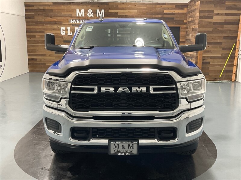 2019 RAM 3500 Tradesman 4X4 / 6.7L DIESEL / AISIN TRANSMISSION  / 1-OWNER / FLAT BED - Photo 6 - Gladstone, OR 97027