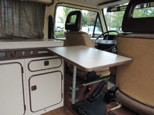 1982 Volkswagen Bus/Vanagon Camper   - Photo 14 - Portland, OR 97217