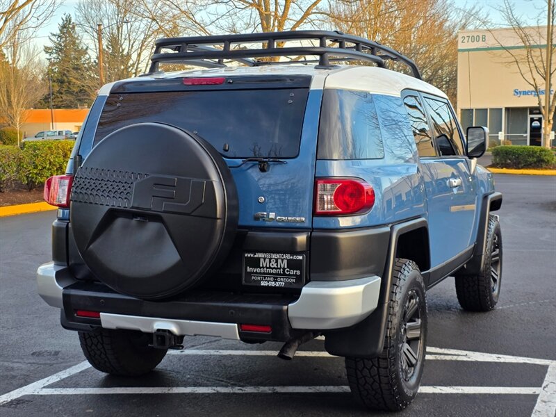 2011 Toyota FJ Cruiser 4X4 / REAR DIFFERENTIAL LOCKER / BACK CAM / PARK SENSORS / BLACK RHINO WHEELS / 1-OWNER !! - Photo 8 - Portland, OR 97217