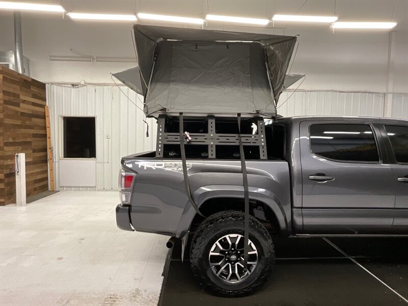 2020 Toyota Tacoma TRD Sport 4X4 / 6-SPEED MANUAL / CAMPING TRUCK  / 2-Person TENT / 1-OWNER LOCAL / BF GOODRICH TIRES / ONLY 59,000 MILES - Photo 29 - Gladstone, OR 97027